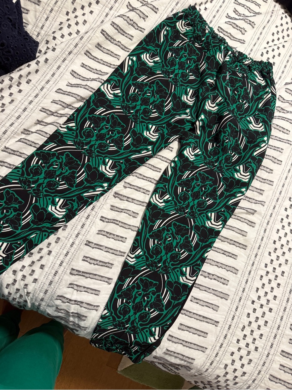 J. Crew Green and Black Floral Print Joggers